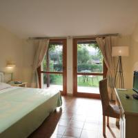 Club Valtur Parco Torre Chia 4*  (Сардиния)